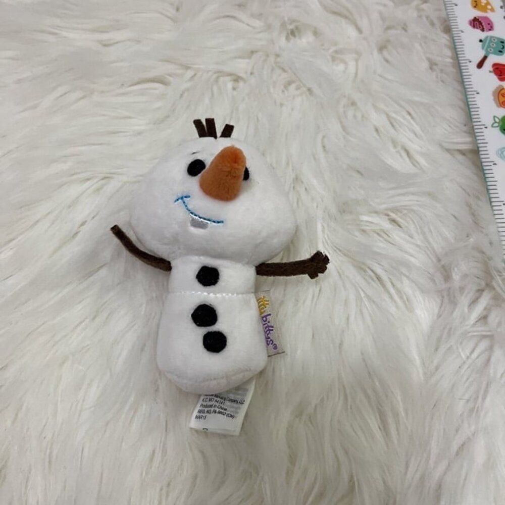Hallmark ittybittys Olaf Plush